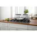  Bosch 36-inch Built-in Gas Cooktop with FlameSelect® NGMP677UC IMAGE 18