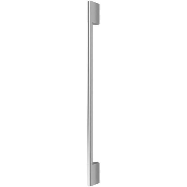 Fisher & Paykel Classic Handle Kit for Integrated Column Refrigerator or Freezer, 24" AHCLRD2484W IMAGE 1