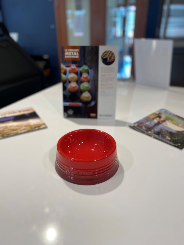 LE CREUSET PET FOOD BOWL MEDIUM