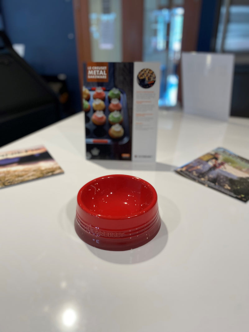 LE CREUSET PET FOOD BOWL MEDIUM