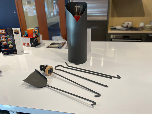 AC02629 PETAL FIREPLACE TOOL SET